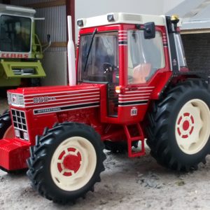 Universal Hobbies 6261 1 32 Scale Case IH 1494 2wd Commemorative Edition for sale online 